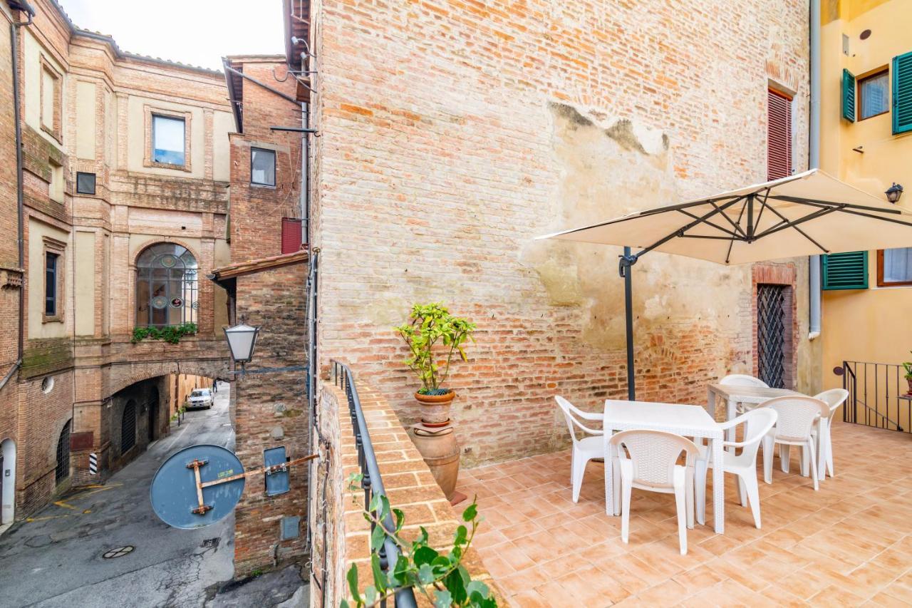 La Terrazza Di San Marco - Lovely Apartment! Siena Esterno foto