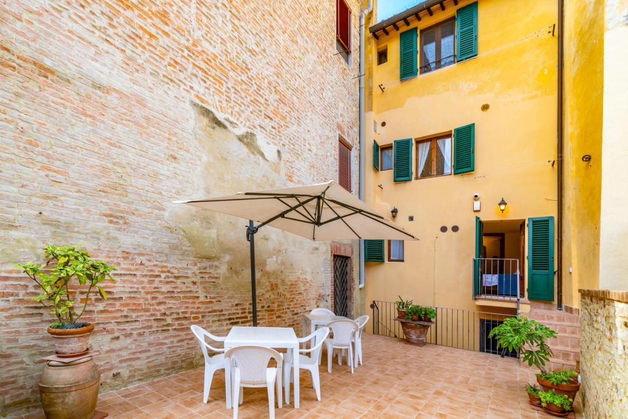 La Terrazza Di San Marco - Lovely Apartment! Siena Esterno foto